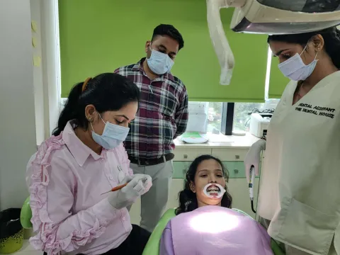 Orthomania orthodontic training for general dentists, Chembur Mumbai, photo 212