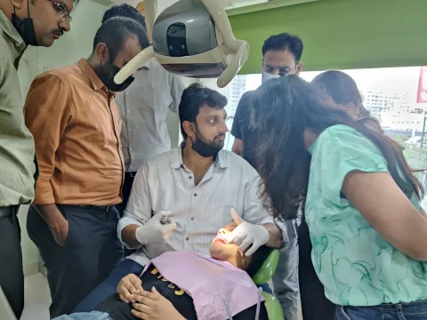 Orthomania batch of general dentists at Chembur, Mumbai (3)